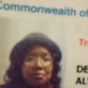 Meet your Posher, Denise